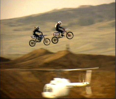 Jumping over chopper blades